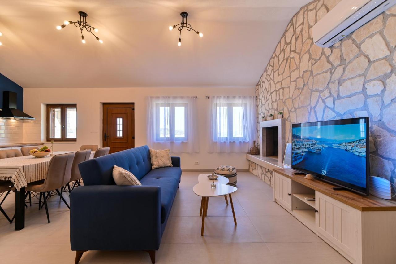Villa Rudini With Heated Pool Okrug Gornji Bagian luar foto