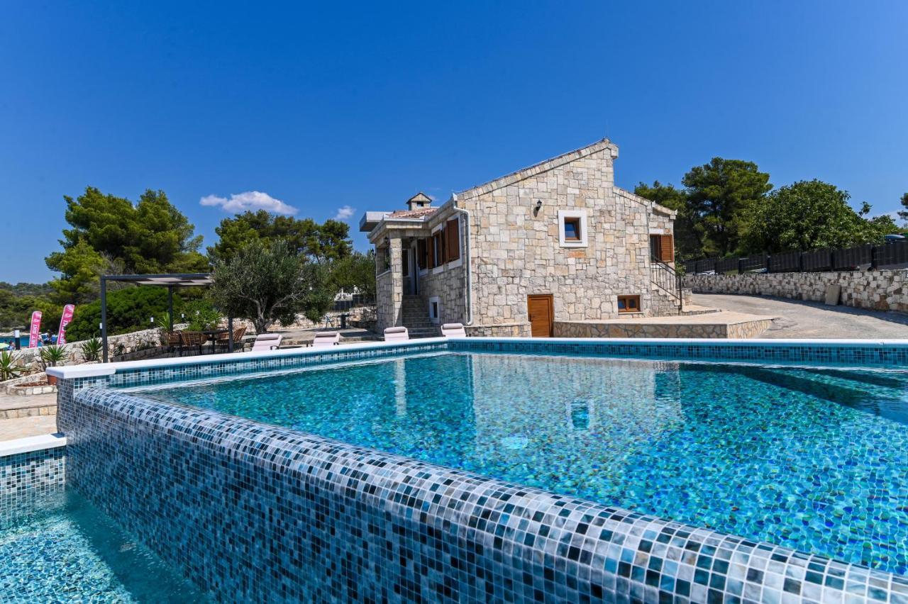 Villa Rudini With Heated Pool Okrug Gornji Bagian luar foto
