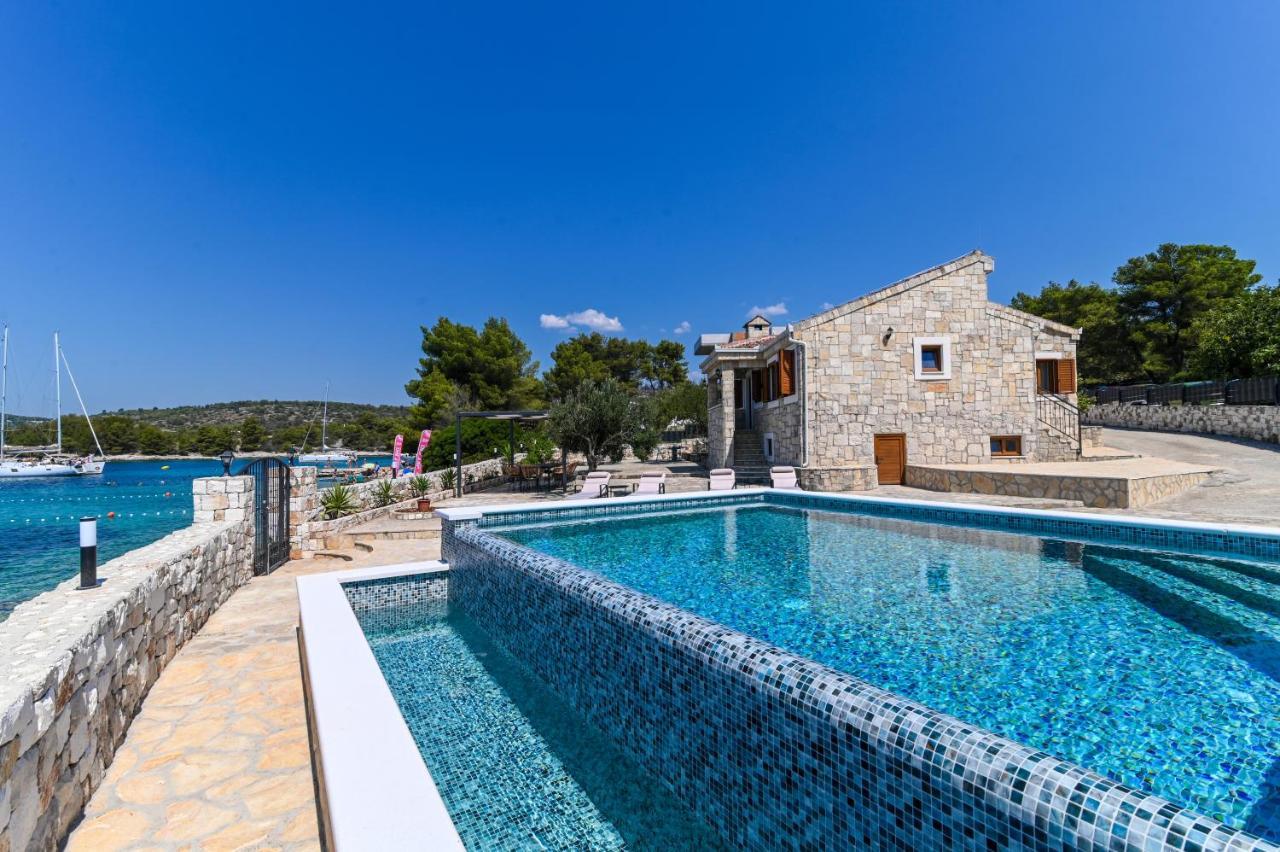 Villa Rudini With Heated Pool Okrug Gornji Bagian luar foto