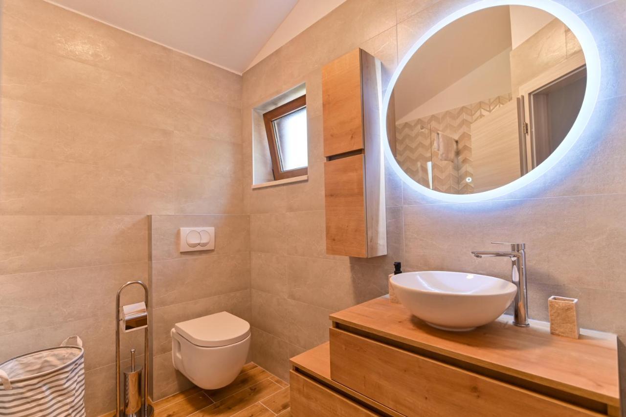 Villa Rudini With Heated Pool Okrug Gornji Bagian luar foto