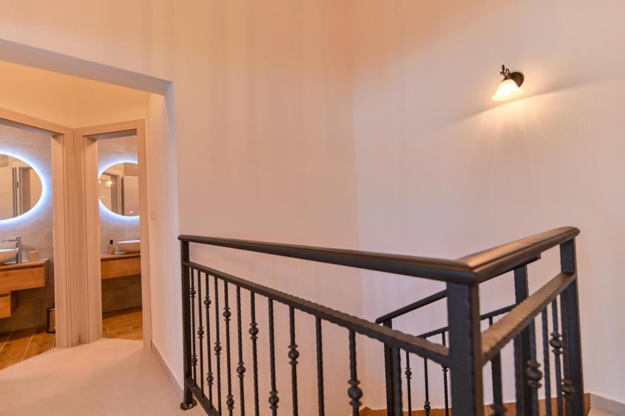 Villa Rudini With Heated Pool Okrug Gornji Bagian luar foto