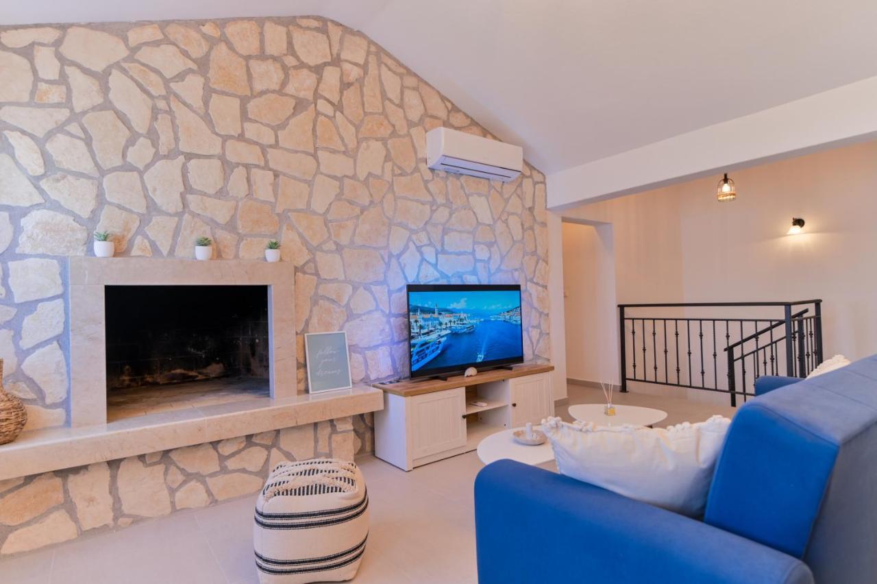 Villa Rudini With Heated Pool Okrug Gornji Bagian luar foto