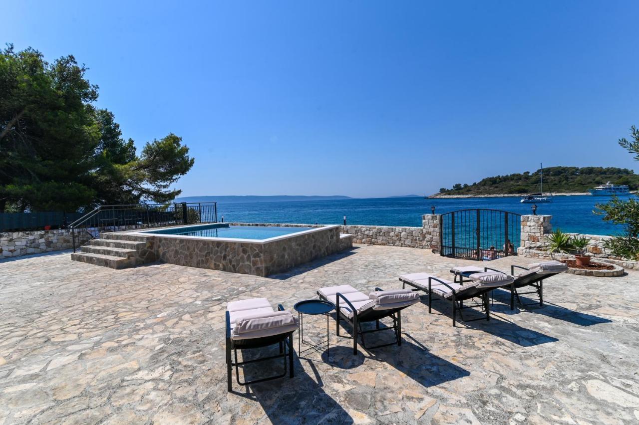 Villa Rudini With Heated Pool Okrug Gornji Bagian luar foto